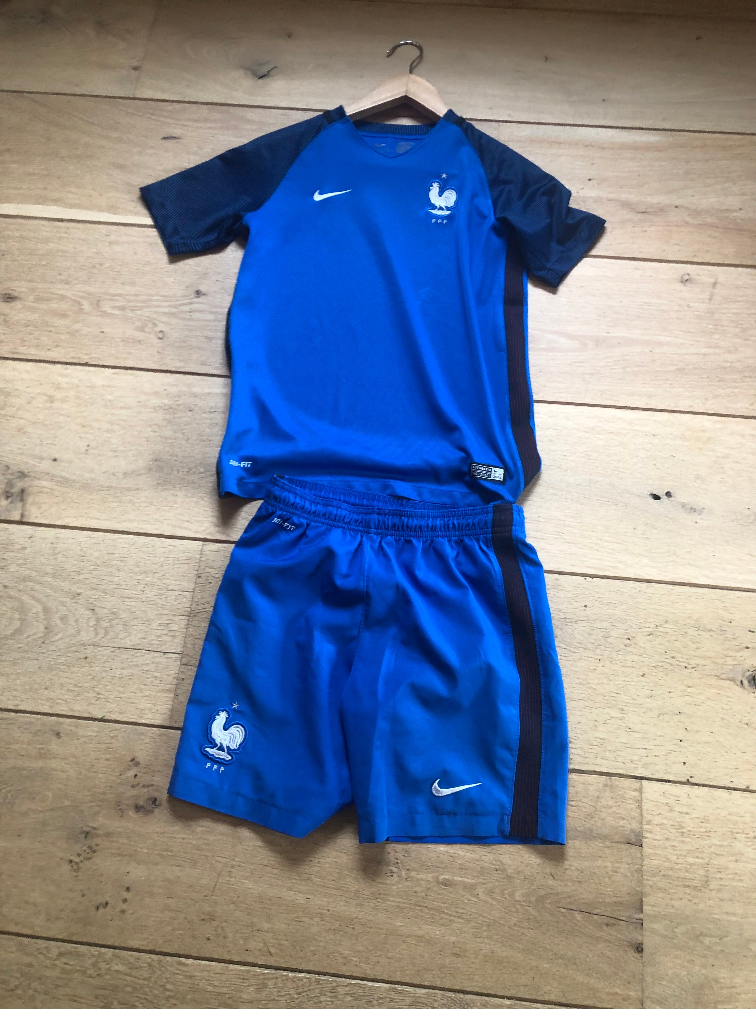 France Home 2016
